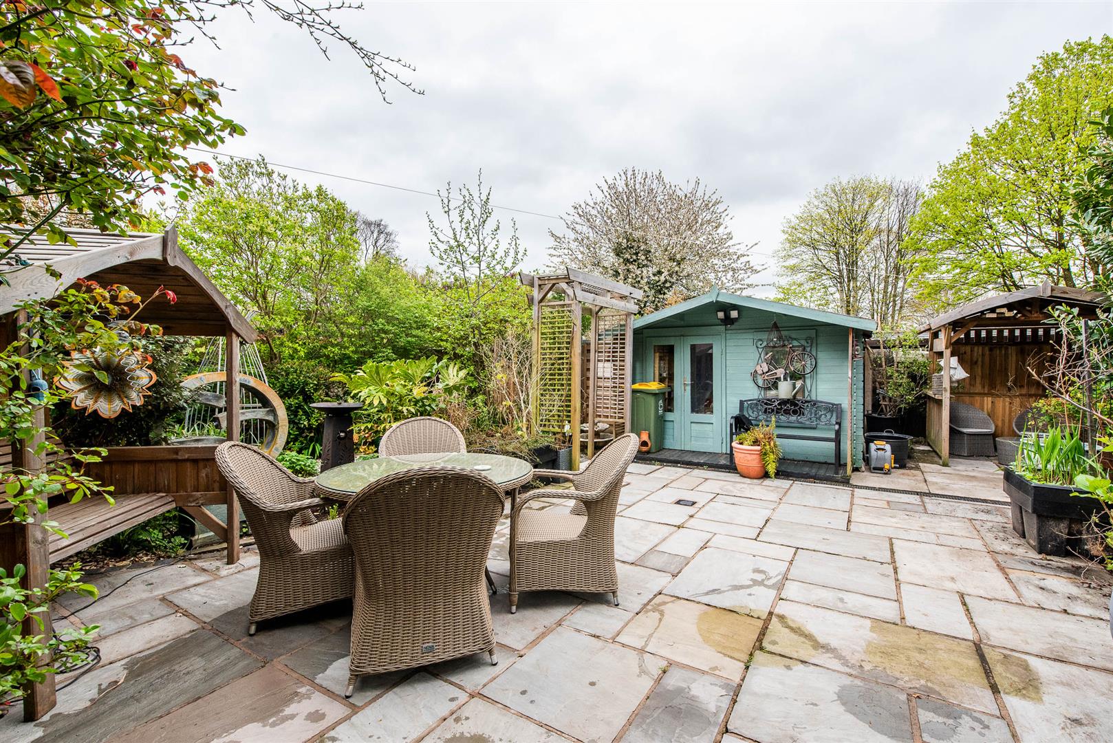 3 bed property in Tag Lane, Preston